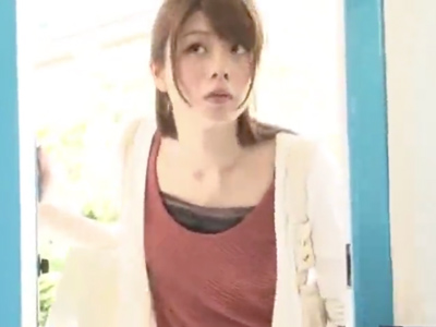 「え…どうしよう」MM越しに旦那がいるのにも関わらず他人棒で感じまくりな美淫乱奥さん