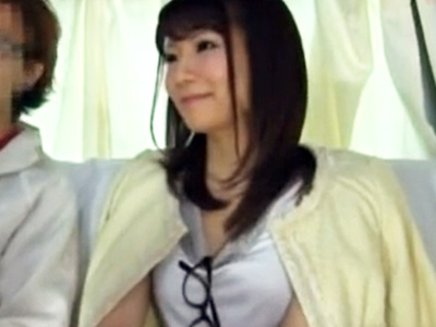 旦那公認で妻不倫！他人の嫁のマンコを車内で堪能不倫ハメ撮りｗ